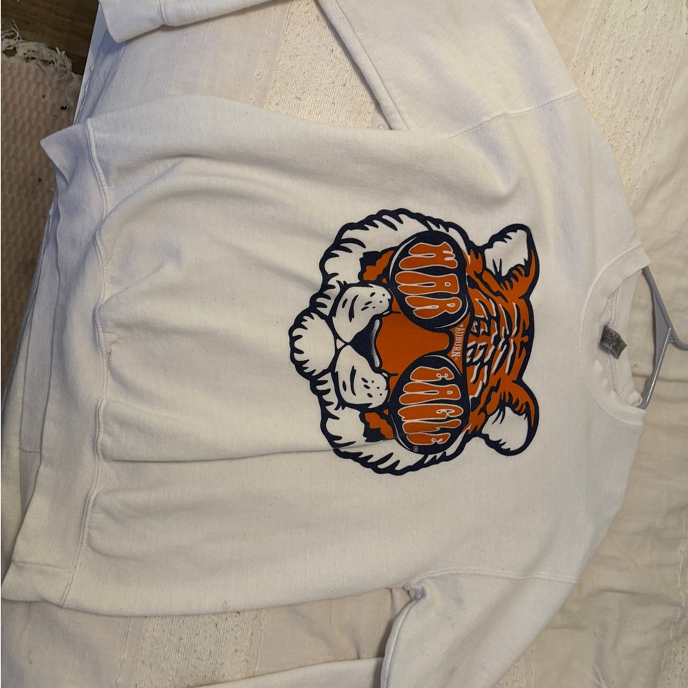 White Tiger Graphic Sweatshirt